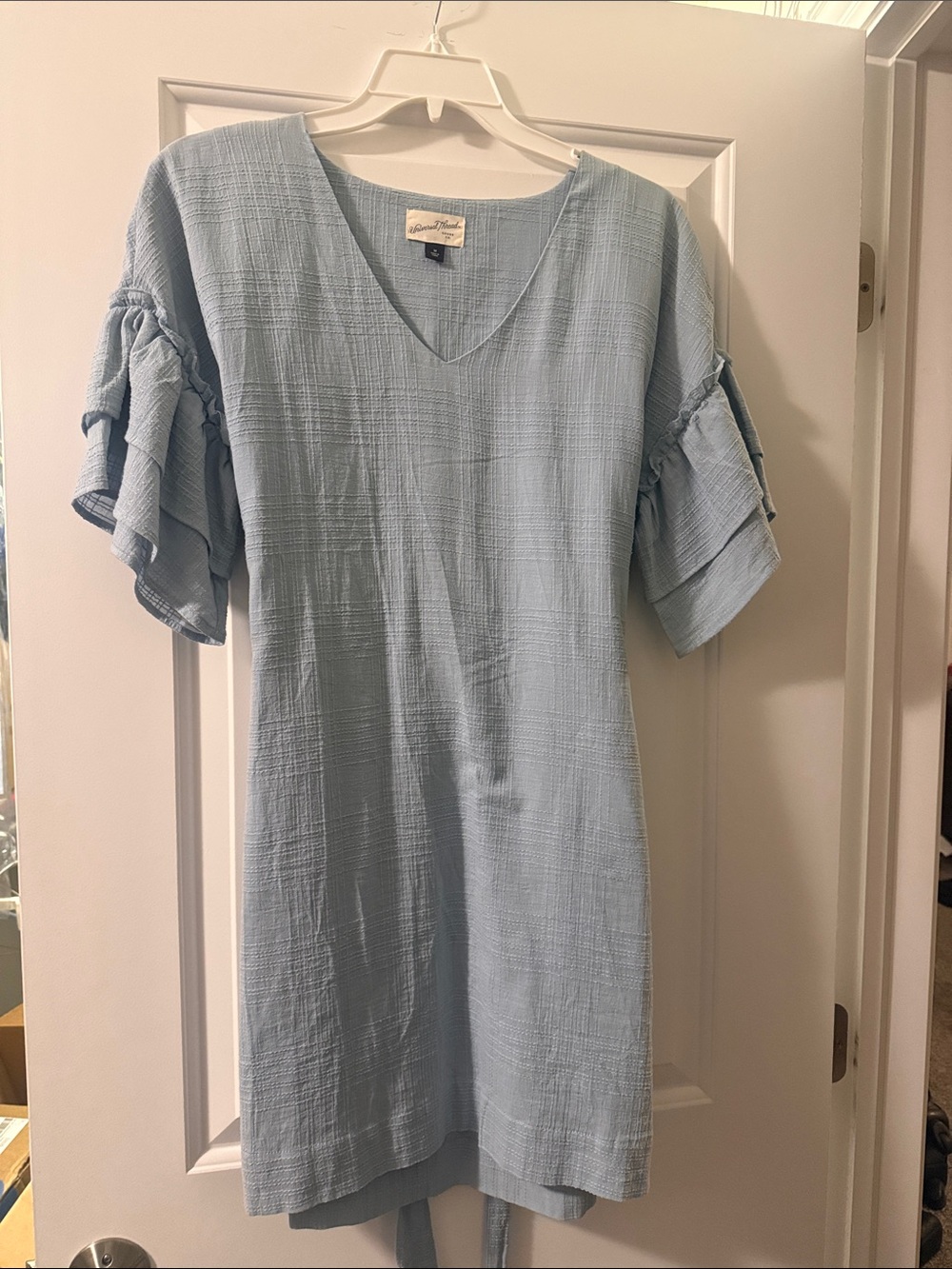 Universal Thread Light Blue Textured V-Neck Midi Dress